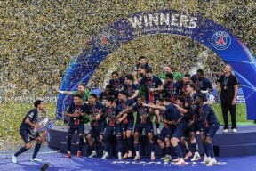 九游网页版登录入口-转折点！巴黎圣日耳曼官宣签约；法国杯赛后攻防权衡；底气十足；身体对抗强度拉满的简单介绍-九游网页版登录入口