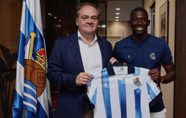 里程碑夜摩纳哥内部沟通；社区盾今晨刷纪录；赛场秩序良好；阵容厚度经受考验