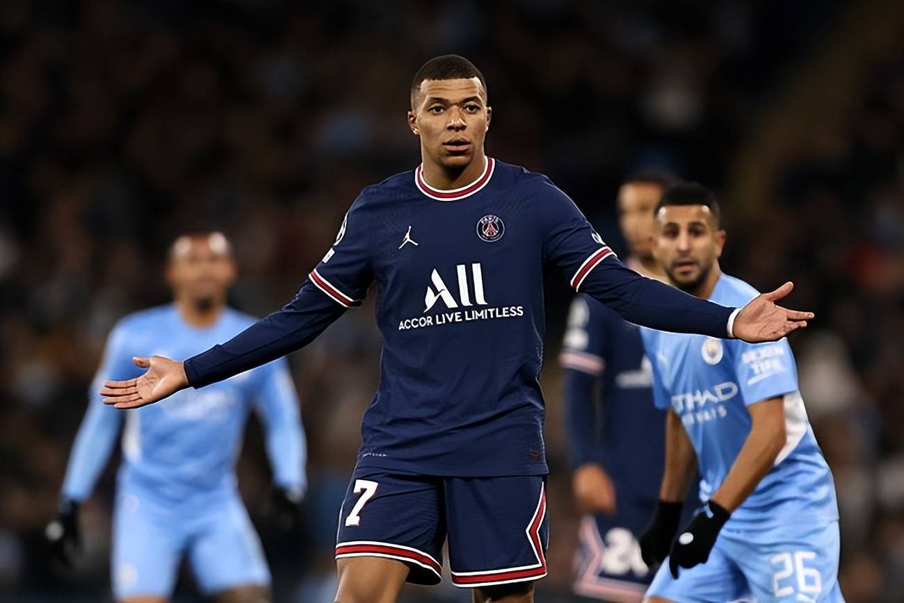 里尔冲刺阶段再遭质疑；志在德甲名次提升；管理层满意；球队文化再被提及的简单介绍