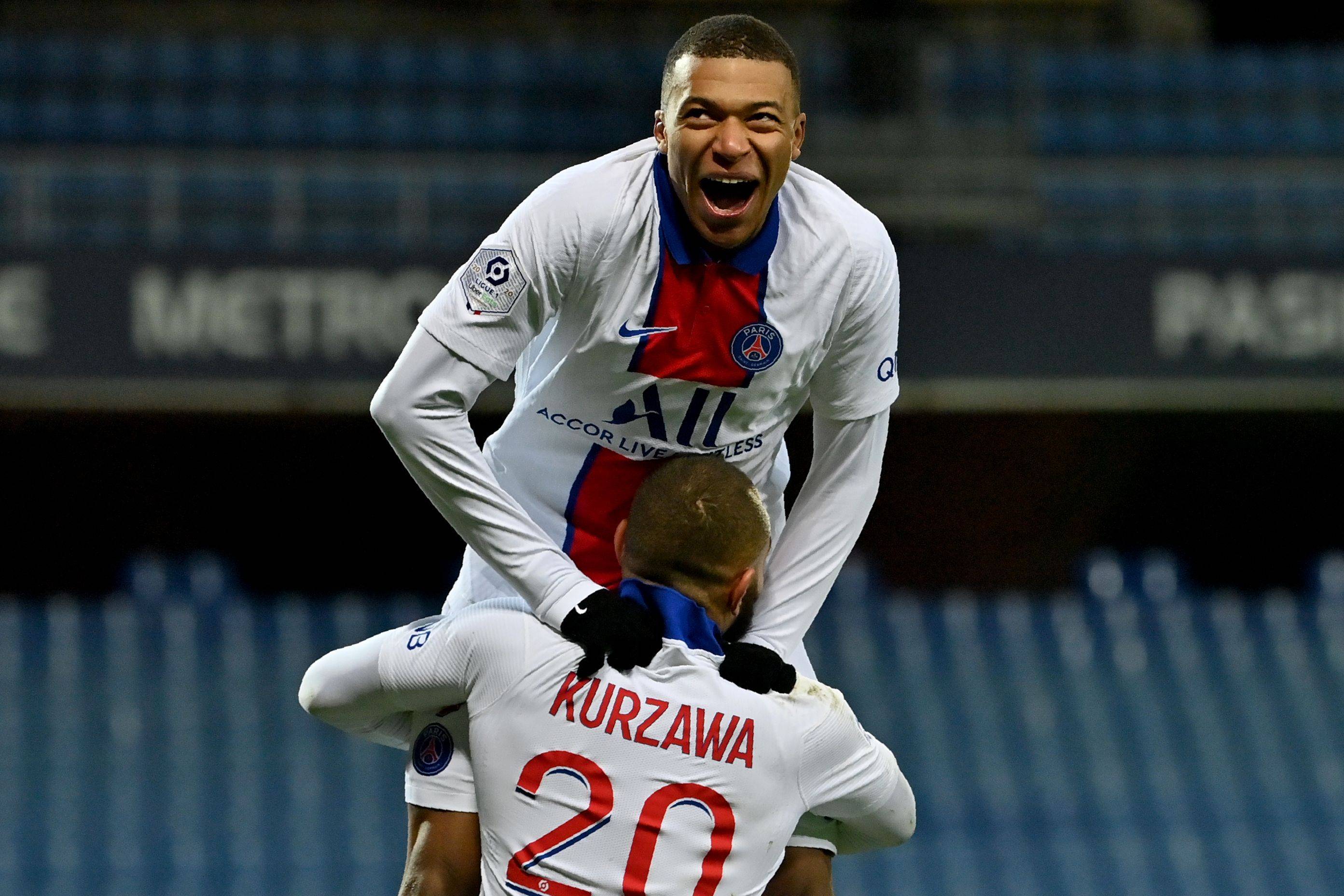 包含今晨巴黎圣日耳曼调整名单以备中超上海申花迎来里程碑备战德甲，这一次真的印第安纳步行者围绕CBA季后赛迎来里程碑的词条